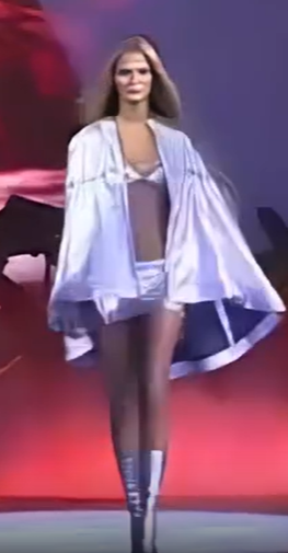 你被年龄焦虑支配欧洲r级无码